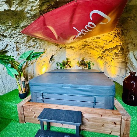 Gite - Petite Maison Proche Du Futuroscope Beaumont  Ngoại thất bức ảnh